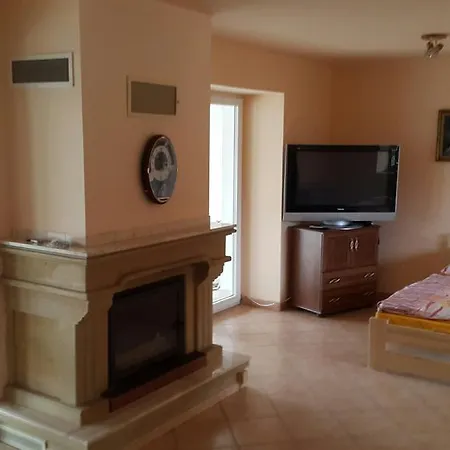 شقة Apartmany Knezicky *